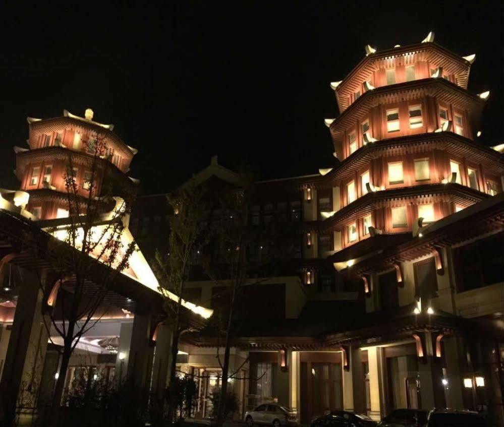 Tianjin Guanghegu Hot Spring Holiday Hotel Hszücsuangce Kültér fotó